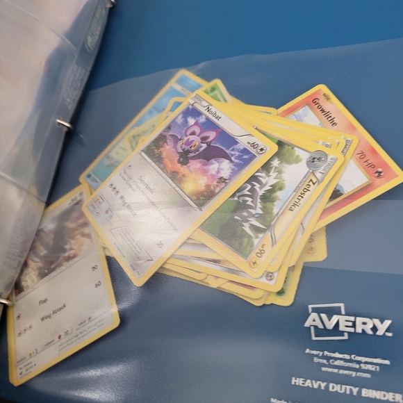 Pokemon Card lot - Picture 13 of 13